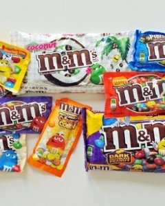 Set of 20 M&M