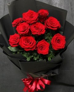 12 Red Roses Bouquet
